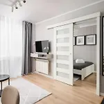 Grzybowska Modern City Centre Apartment